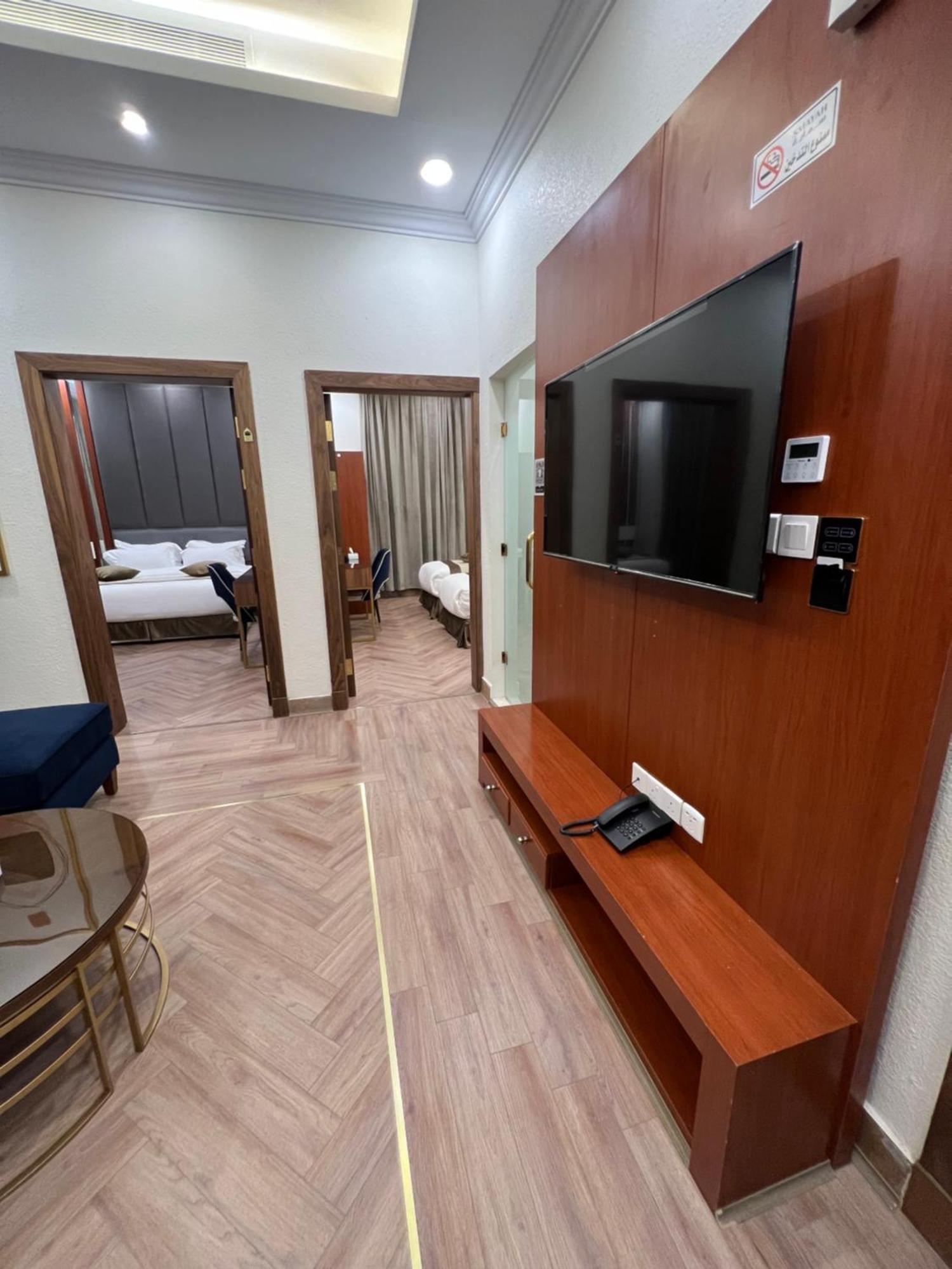 Smayah Hotel Рияд Екстериор снимка