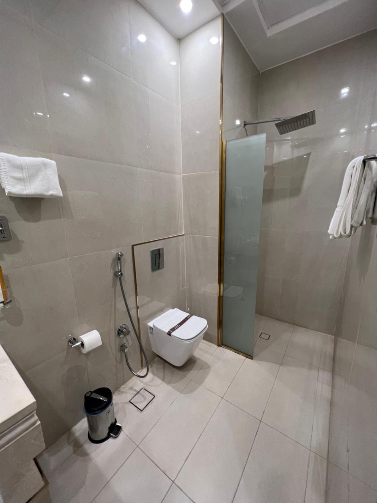 Smayah Hotel Рияд Екстериор снимка