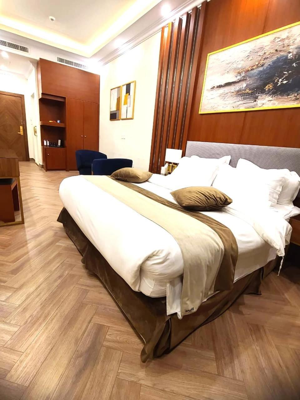 Smayah Hotel Рияд Екстериор снимка
